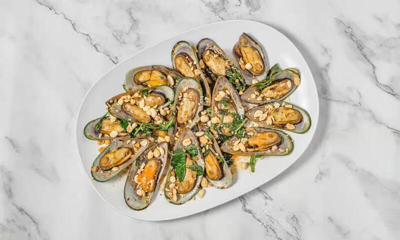 A19. Mussels Stir-Fried w. Basil